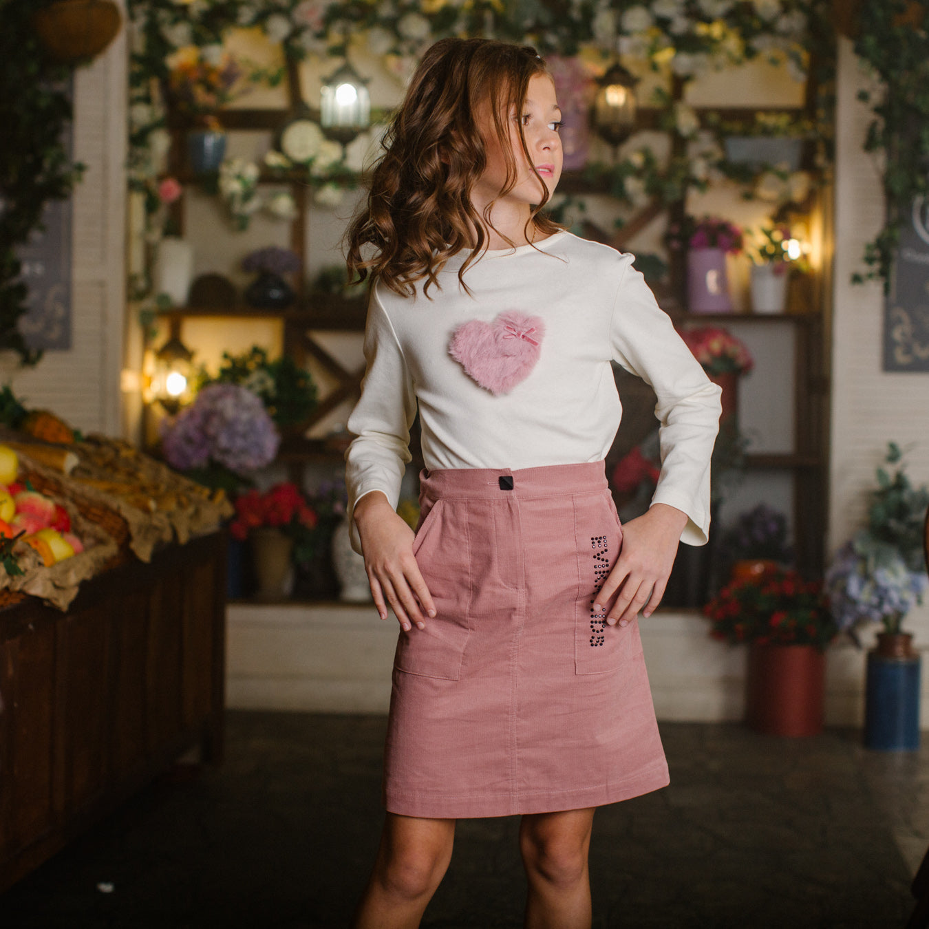 Shiny Logo Velvet Skirt in Pink